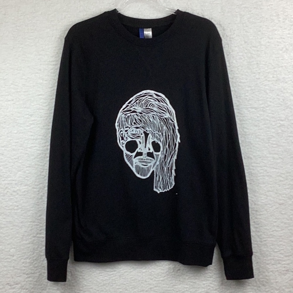 Divided by H&M Men’s Long Sleeve Sweatshirt, Size Medium.